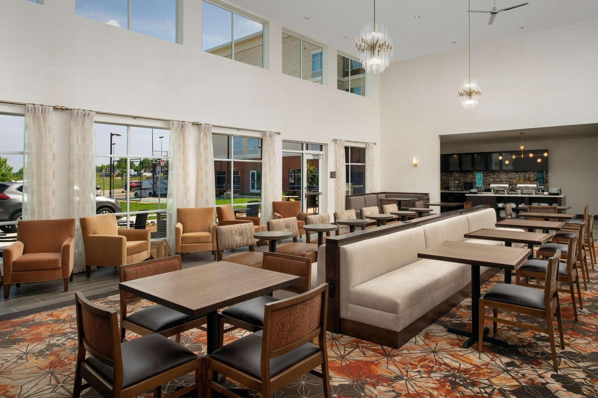 Homewood Suites By Hilton Kansas City Speedway Экстерьер фото