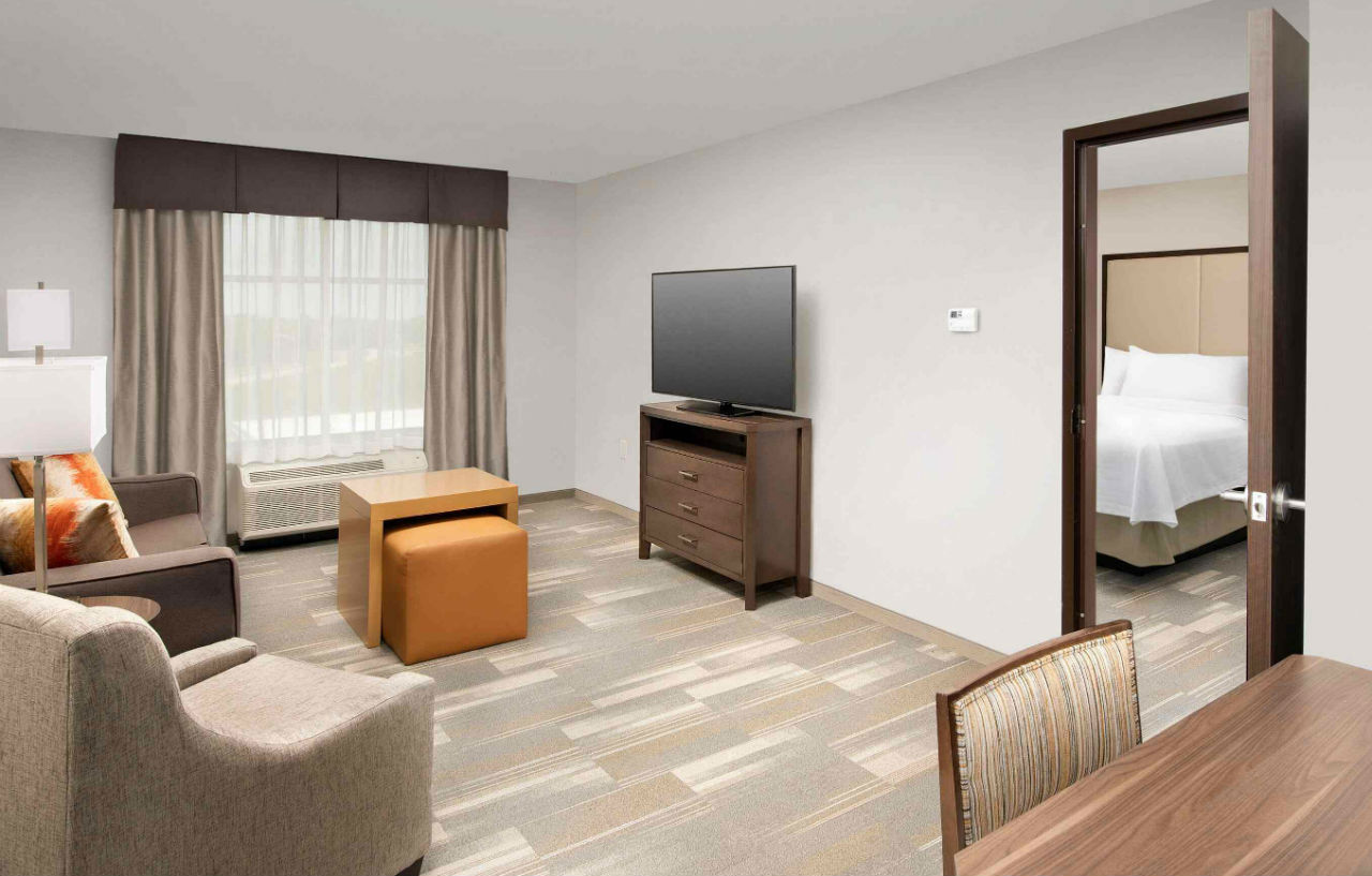 Homewood Suites By Hilton Kansas City Speedway Экстерьер фото